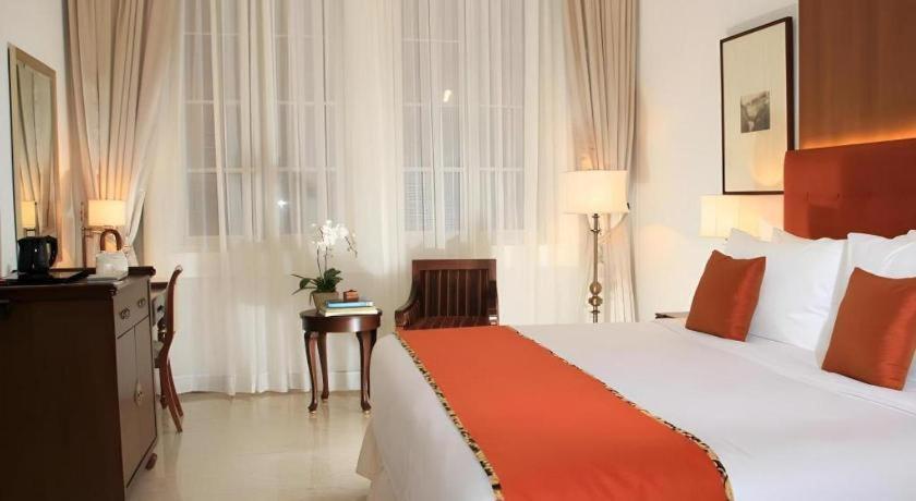 โฮเต็ล แอมมี เคปู Hotel Cepu ภายนอก รูปภาพ
