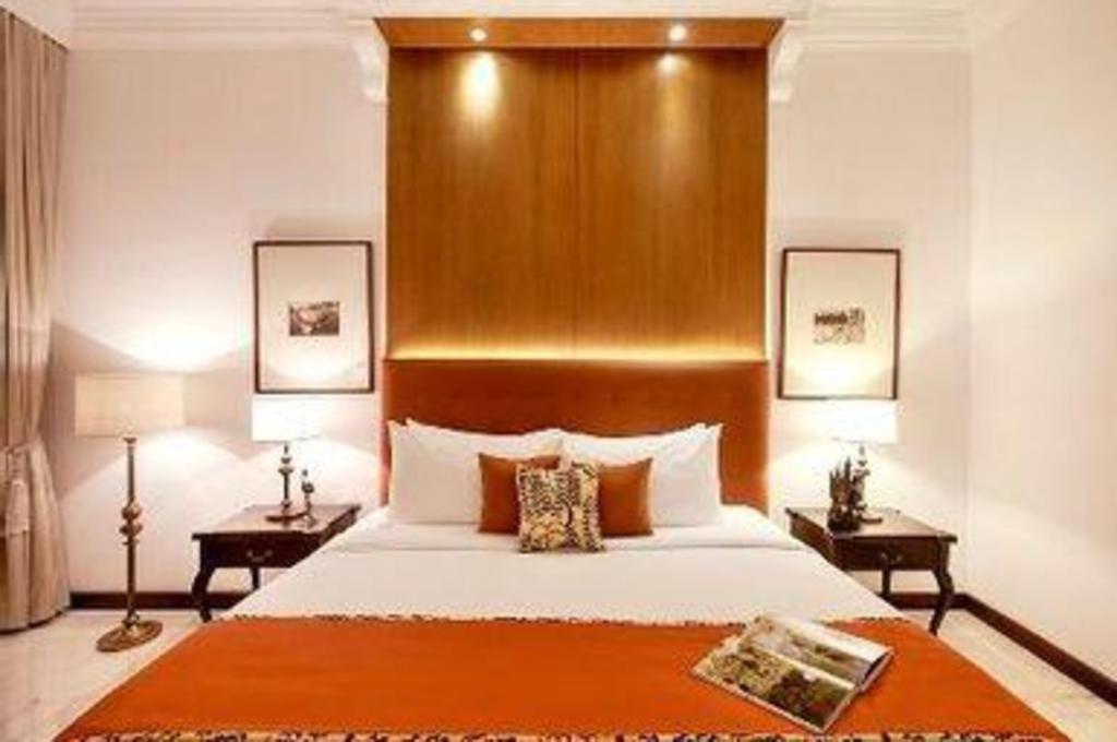 โฮเต็ล แอมมี เคปู Hotel Cepu ภายนอก รูปภาพ
