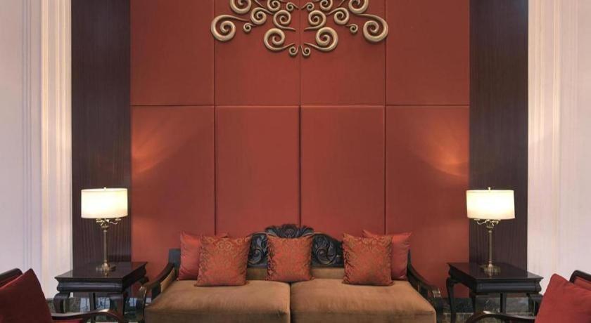 โฮเต็ล แอมมี เคปู Hotel Cepu ภายนอก รูปภาพ